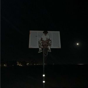 Meet your Posher, Davis